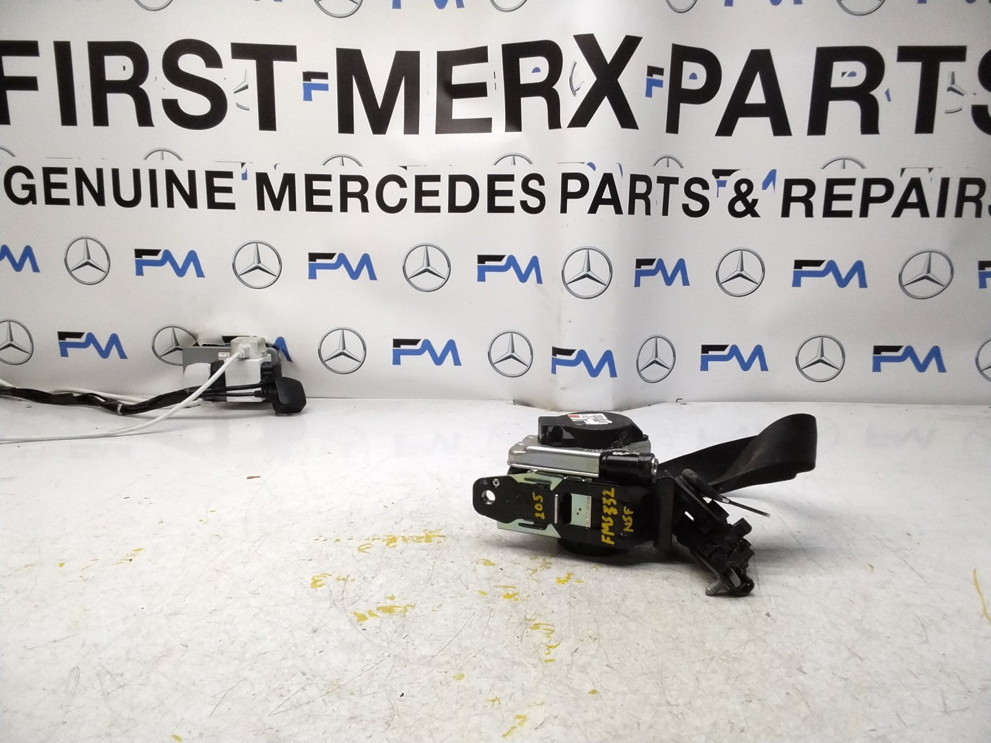 MERCEDES C-CLASS W205 SEAT BELT FRONT PASSENGER LEFT SIDE A2058600185 FMS332 NSF