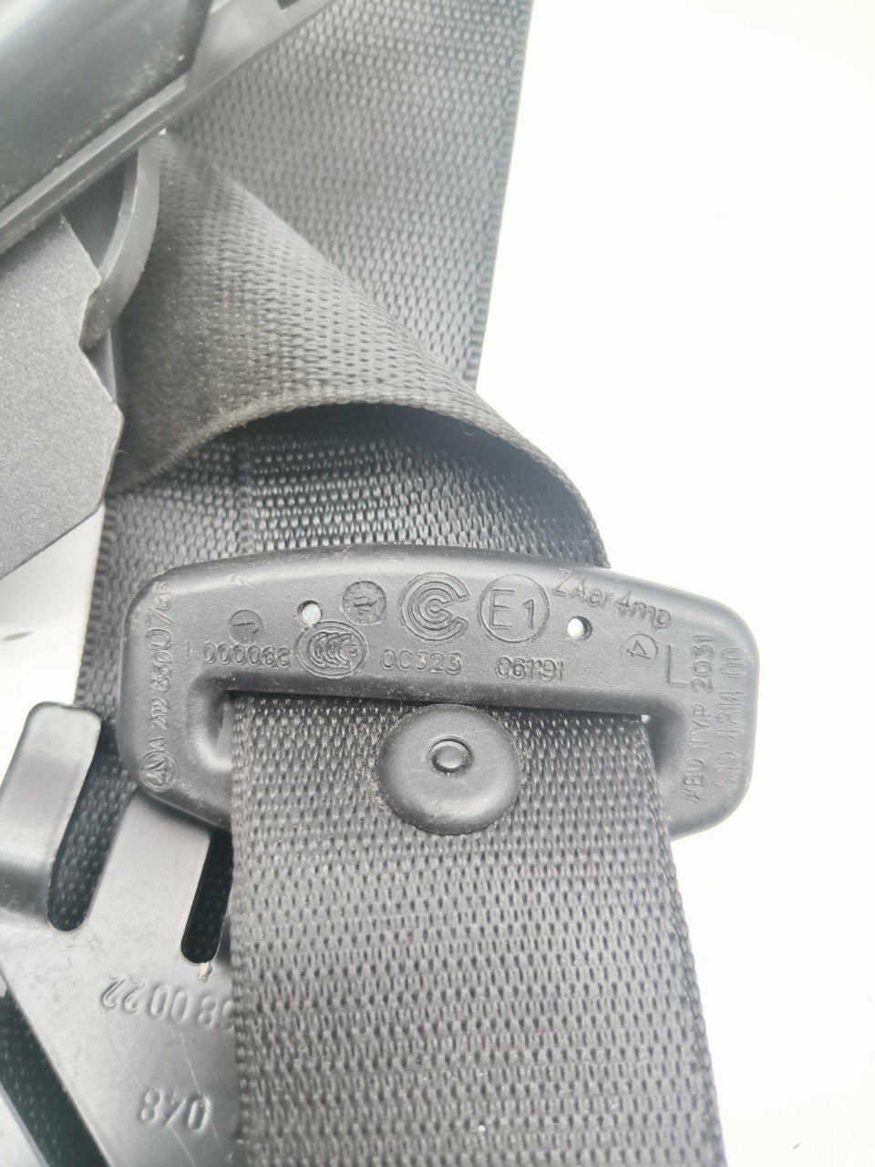 MERCEDES E CLASS W212  SEAT BELT FRONT LEFT PASSENGER SIDE A2128600786 FMS23 NSF