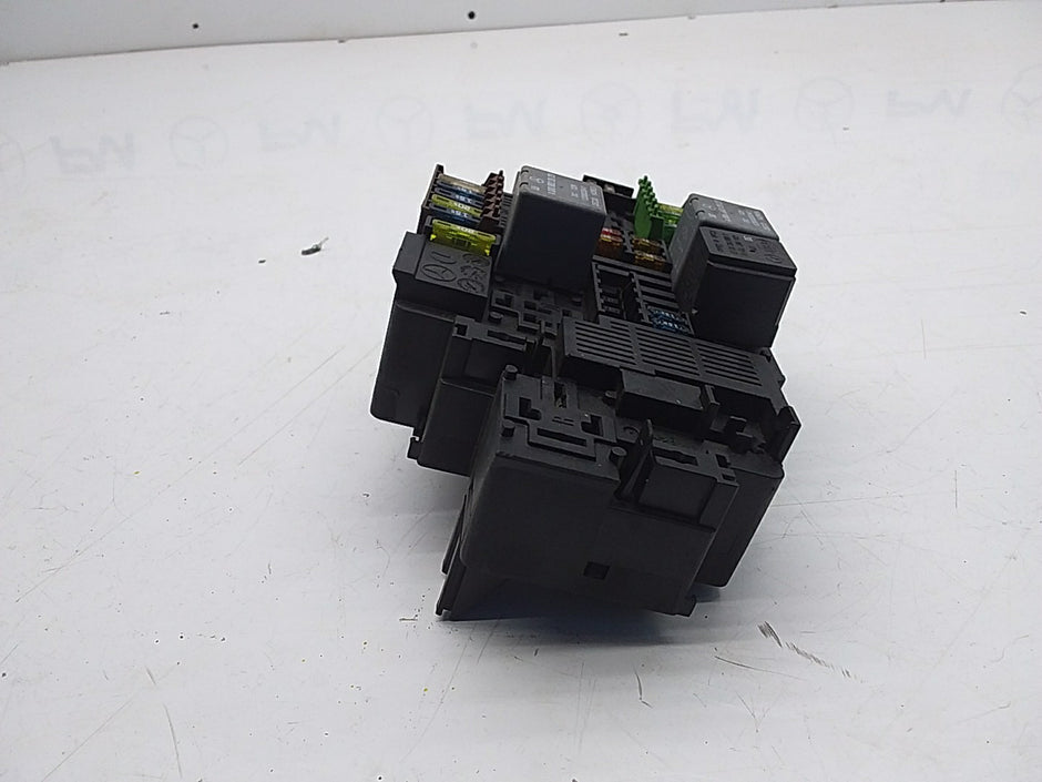 MERCEDES E CLASS FUSE RELAY BOX A2139062202 W213 2016 ONWARDS FMF49