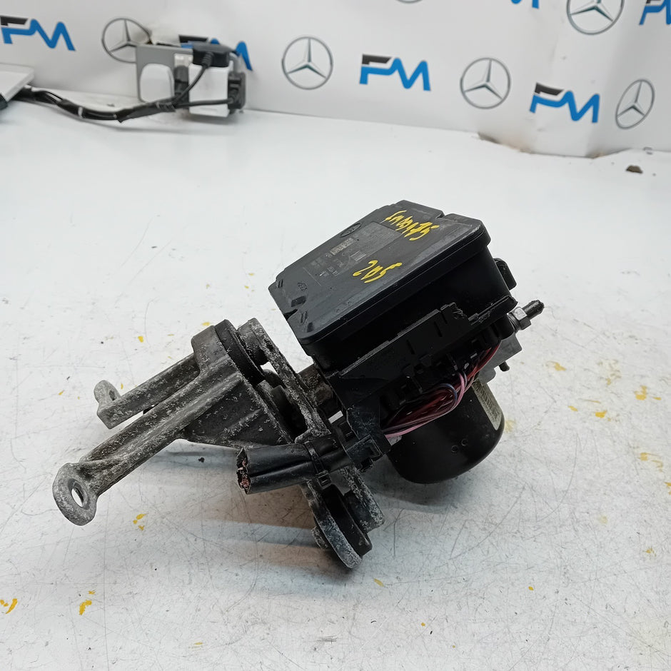 MERCEDES C-CLASS W205 ABS PUMP MODULE CONTROL UNIT A1729014100 FM00975