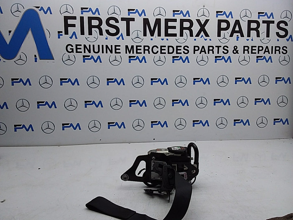 MERCEDES E-CLASS W238 SEAT BELT FRONT RIGHT DRIVER SIDE A2388602900 FMS254 OSF