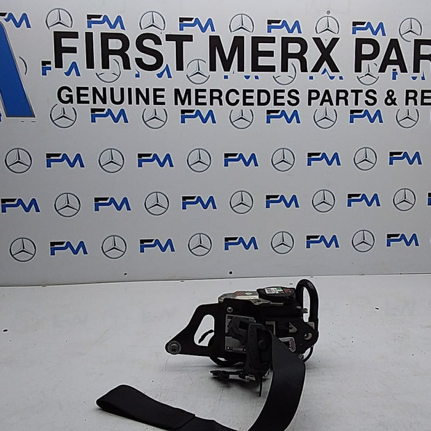 MERCEDES E-CLASS W238 SEAT BELT FRONT RIGHT DRIVER SIDE A2388602900 FMS254 OSF