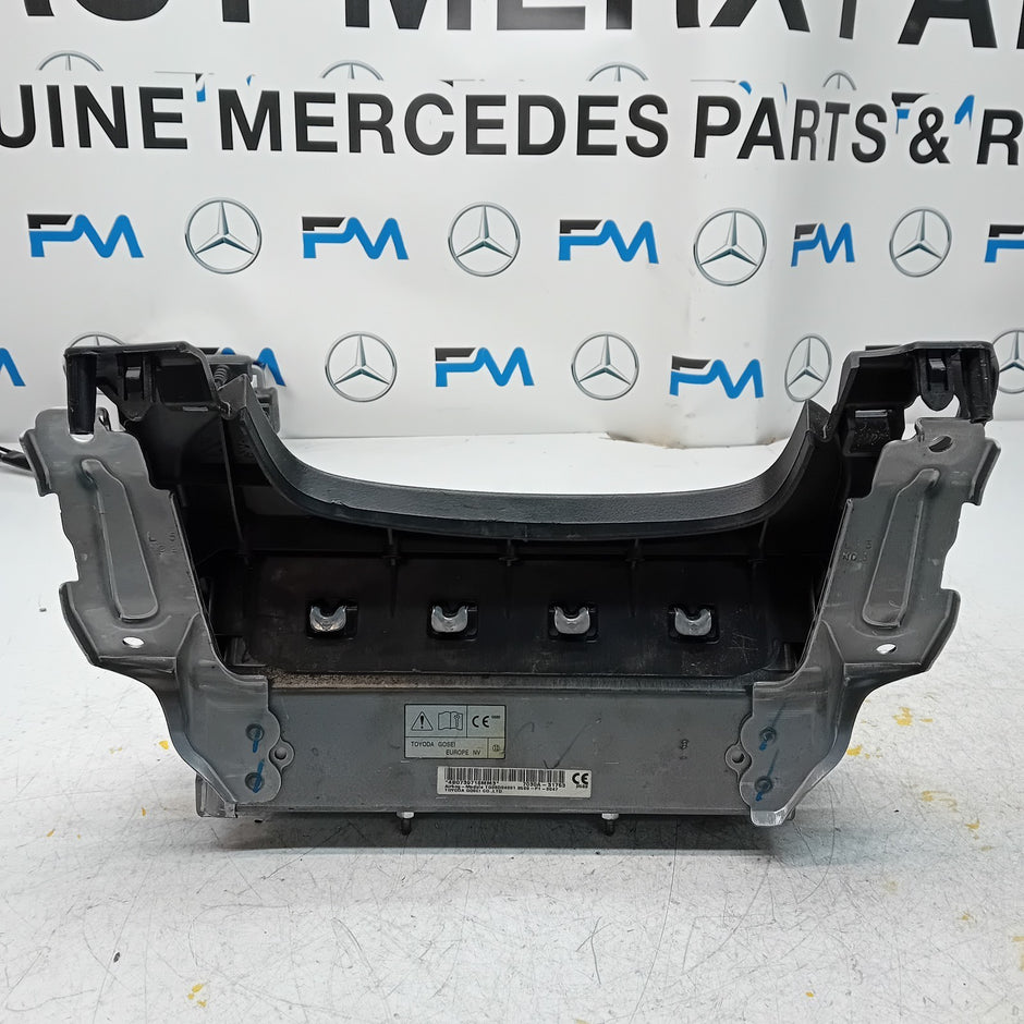 MITSUBISHI OUTLANDER MK3 KNEE AIR SRS BAG RIGHT DRIVER SIDE 7030A-31753 FM00991