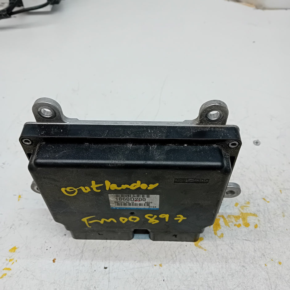 MITSUBISHI OUTLANDER MK3 ENGINE  ECU CONTROL MODULE 1860D200 FM00897