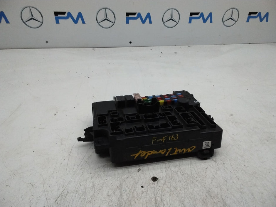 MITSUBISHI OUTLANDER FUSE RELAY  BOX  8637A869  FMF163