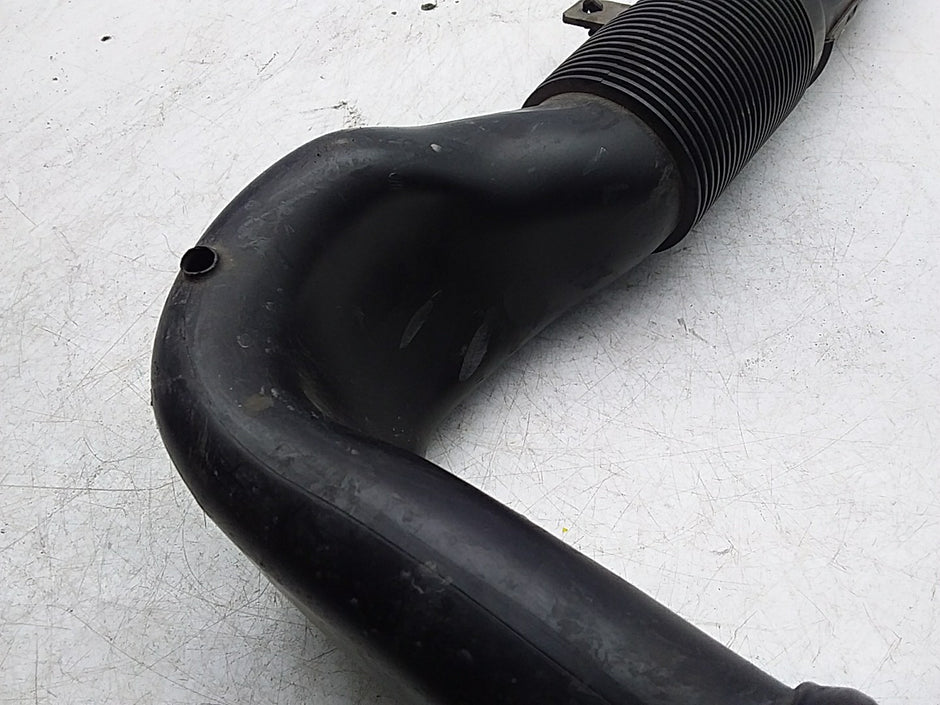 MERCEDES BENZ E-CLASS W212 AIR INTAKE TUBE A6510903437 FMI13