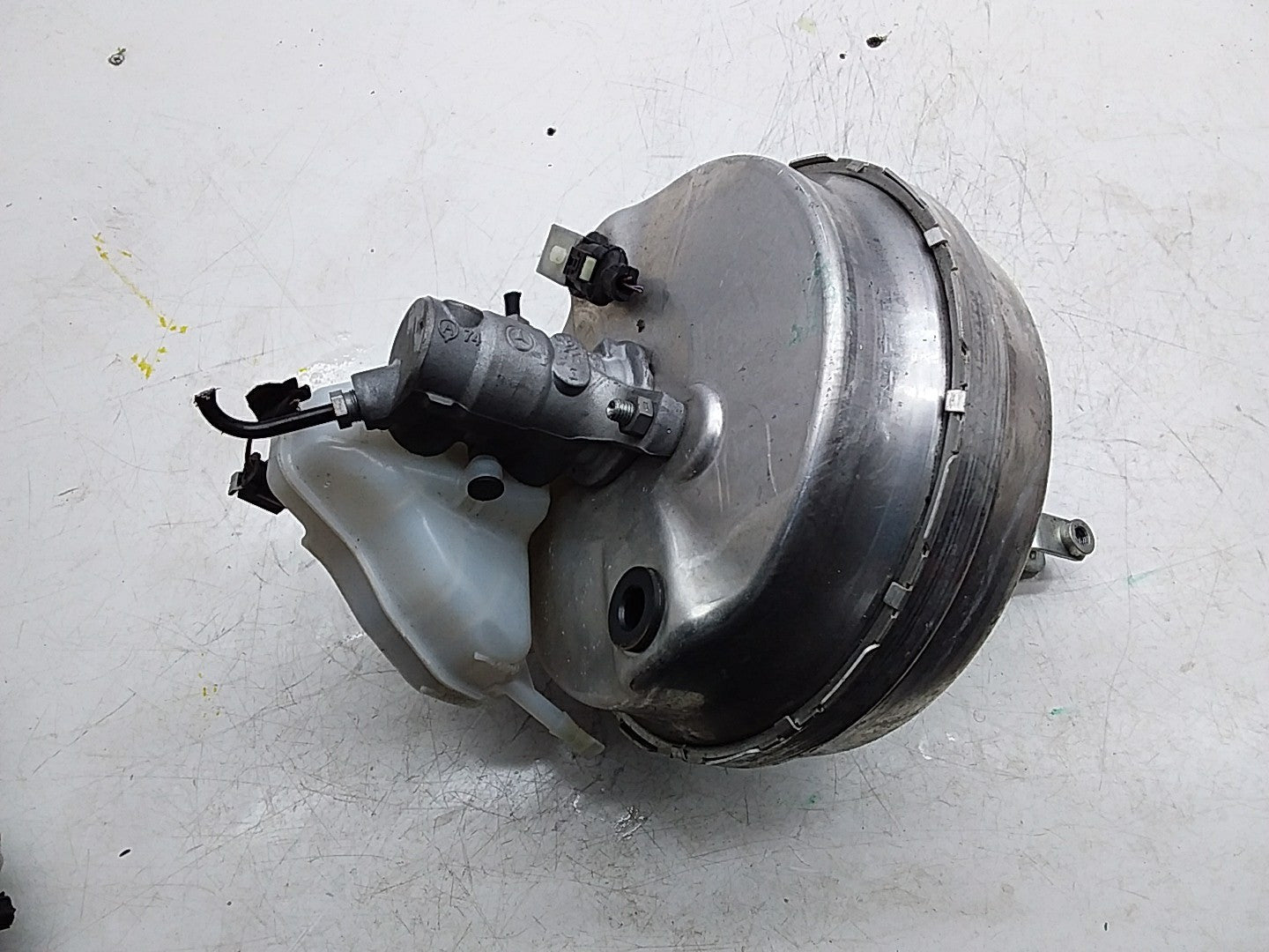 MERCEDES BENZ E-CLASS W213 SERIES 2016 ONWARDS BRAKE SERVO A2134300530 FMB33