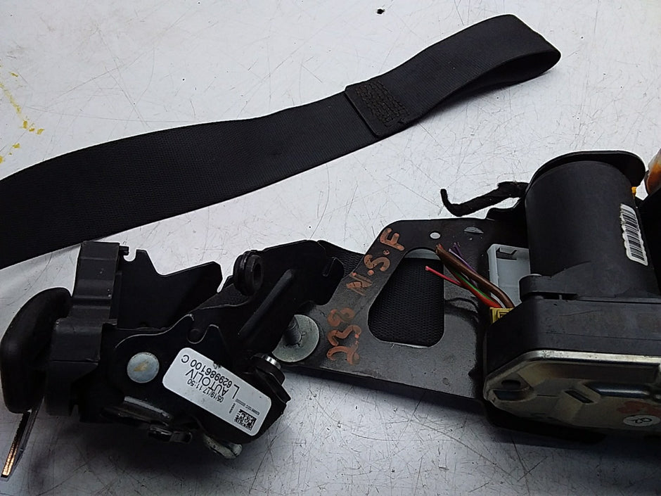 MERCEDES E-CLASS W238 SEAT BELT FRONT LEFT PASSENGER SIDE A2388602800 FMS265 NSF