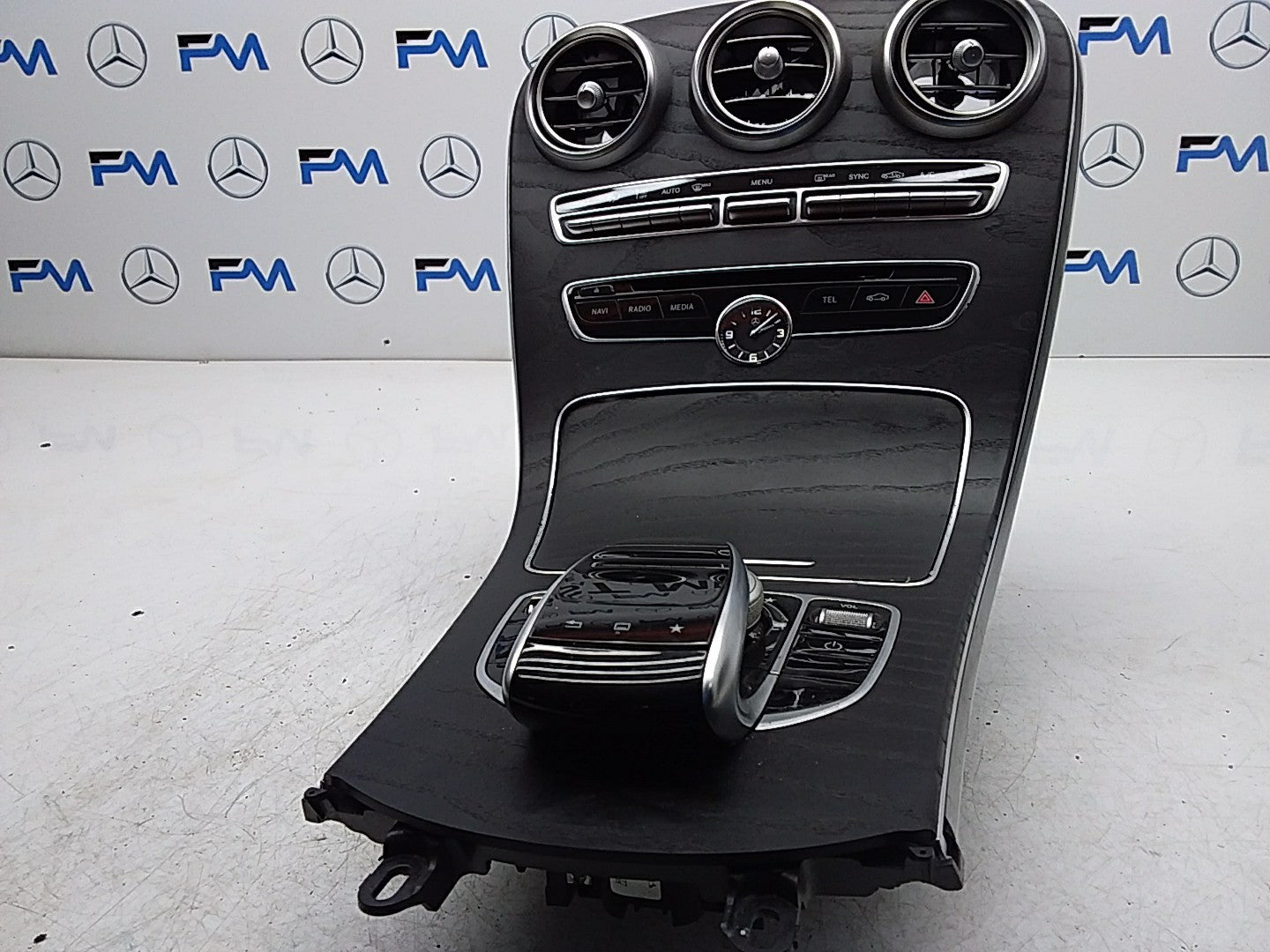 2014 ONWARDS MERCEDES C-CLASS W205 CENTRE  CONSOLE  A2056800210 FMK23