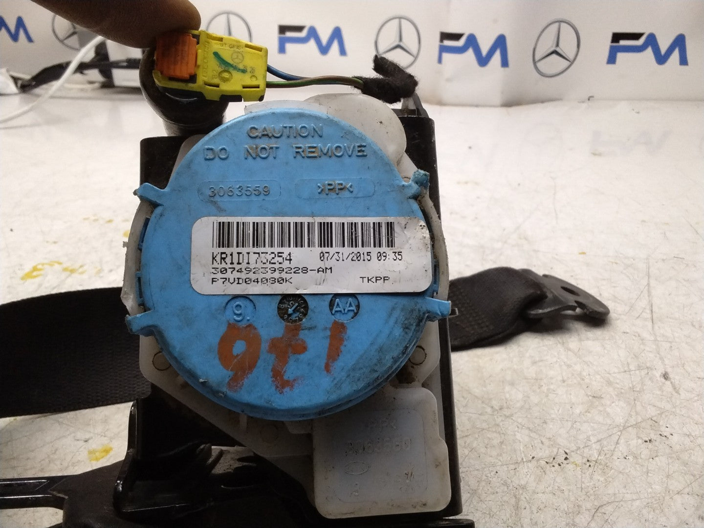 MERCEDES A CLASS W176 REAR L / R SIDE SEAT BELT A1768602385 FMS172 NSR OSR