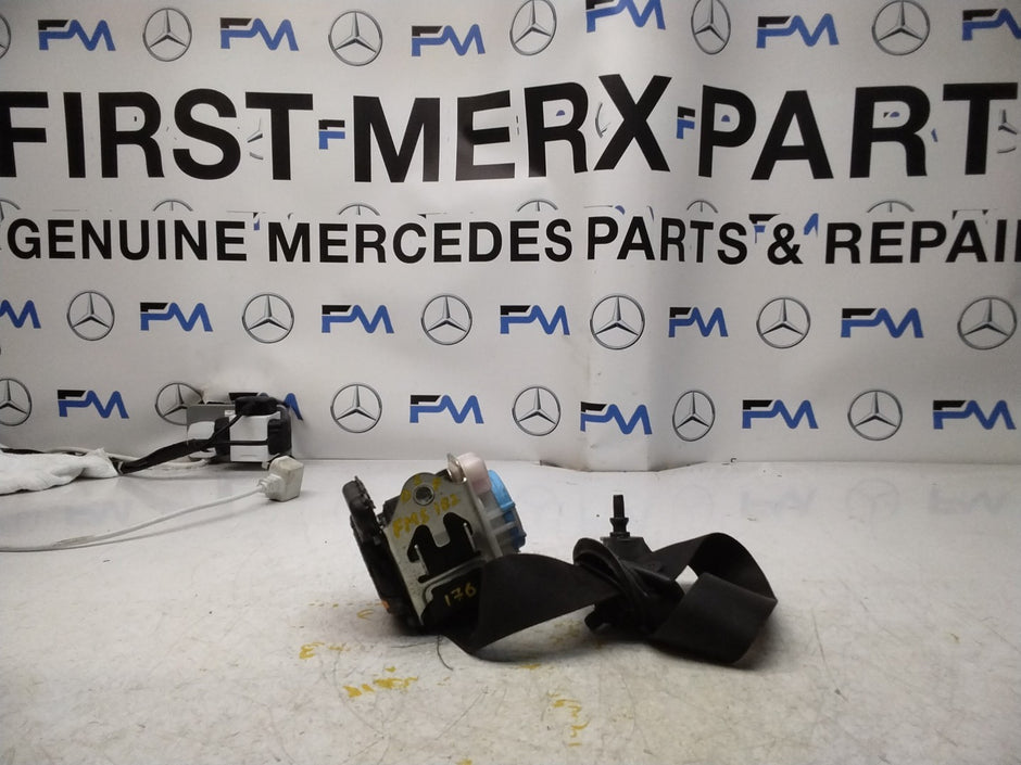 MERCEDES A CLASS SEAT BELT FRONT RIGHT A1768600285 W176 FMS182 OSF
