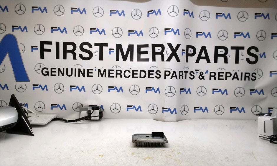 MERCEDES C-CLASS W205 HEADLIGHT CONTROL UNIT MODULE A2059004330 FM001028
