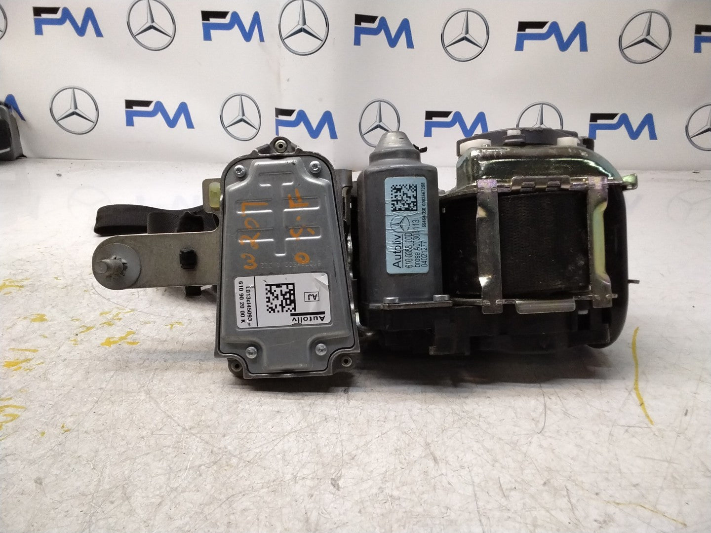 MERCEDES BENZ E-CLASS W207 FRONT SEAT BELT RIGHT SIDE A2078604285 FMS436 OSF