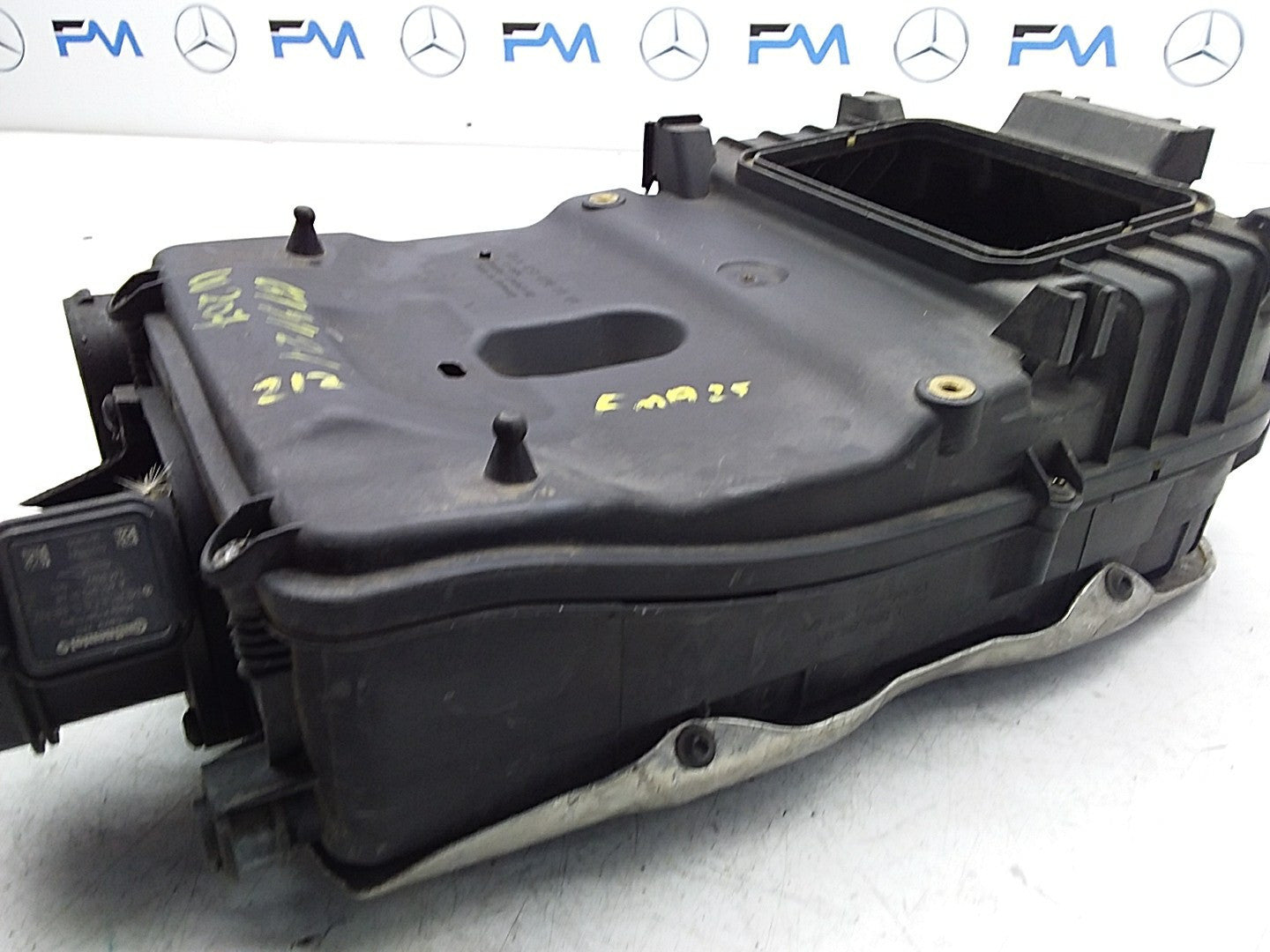 MERCEDES BENZ E-CLASS W207 2010 AIR FILTER CLEANER BOX 2.1 D A6510901101 FMA25