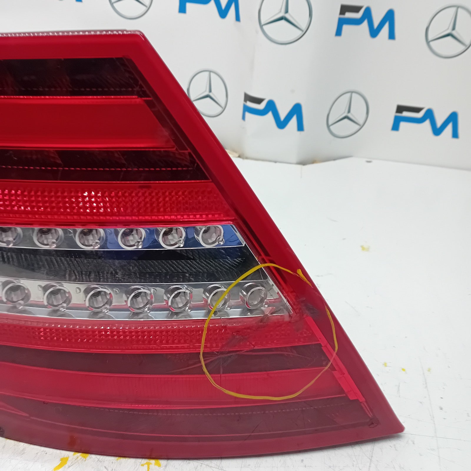 MERCEDES C-CLASS W204 PASSENGER SIDE NS REAR TAIL LIGHT A2048205464 2012 FMT122