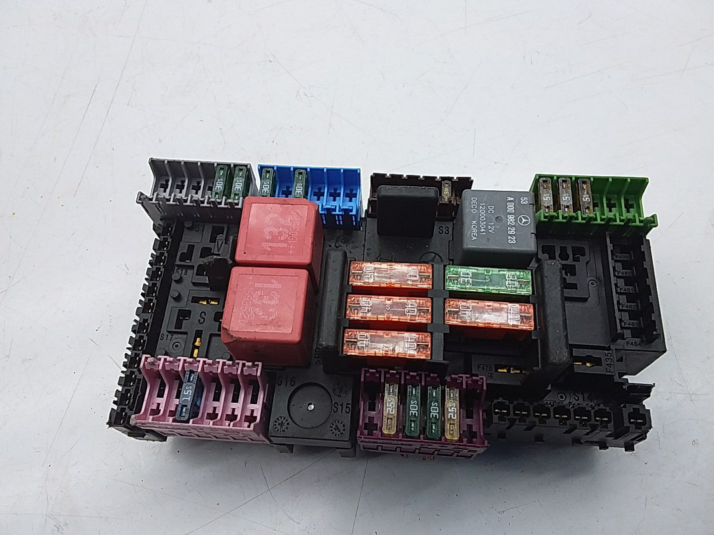 MERCEDES E CLASS FUSE RELAY BOX A2139068801 W213 2016 ONWARDS FMF57