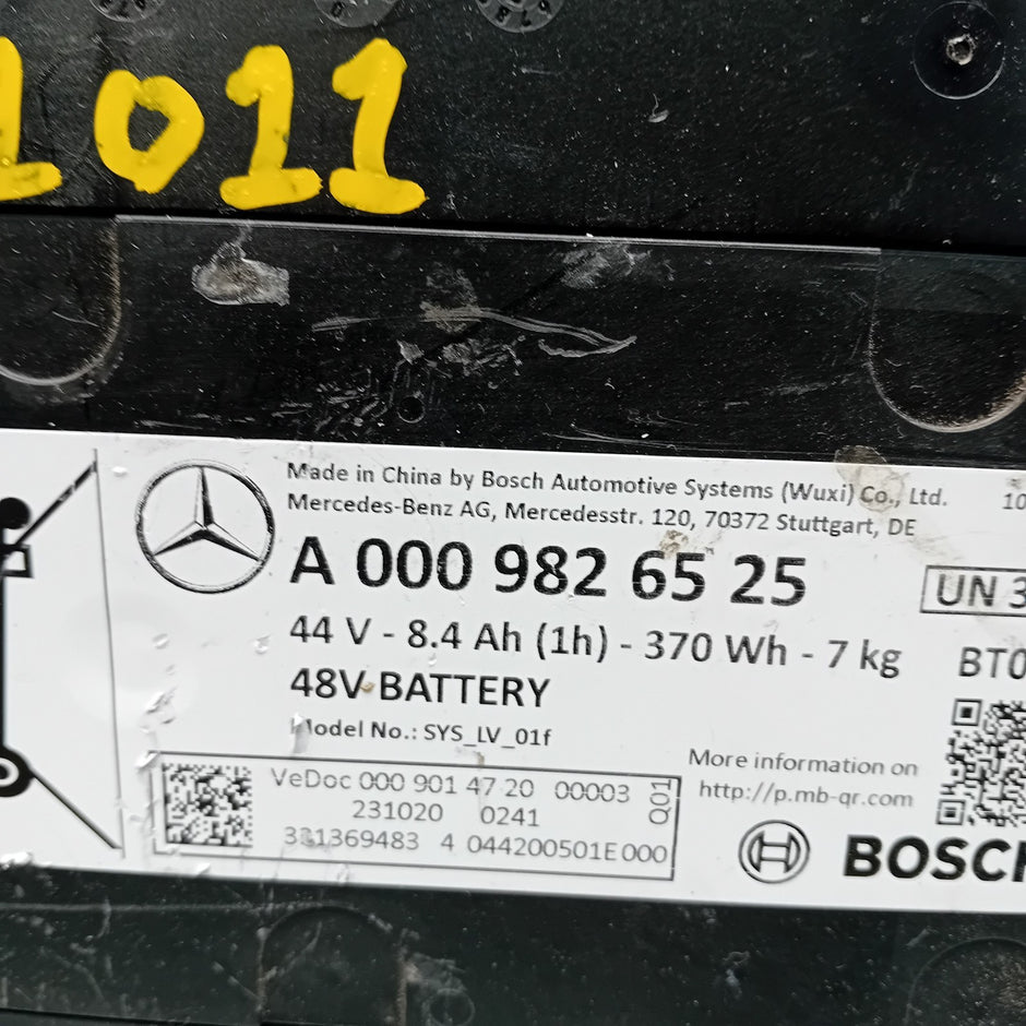 MERCEDES A CLASS W177 LI-ION BATTERY HYBRID HIGH VOLTAGE A0009826525 FM001011