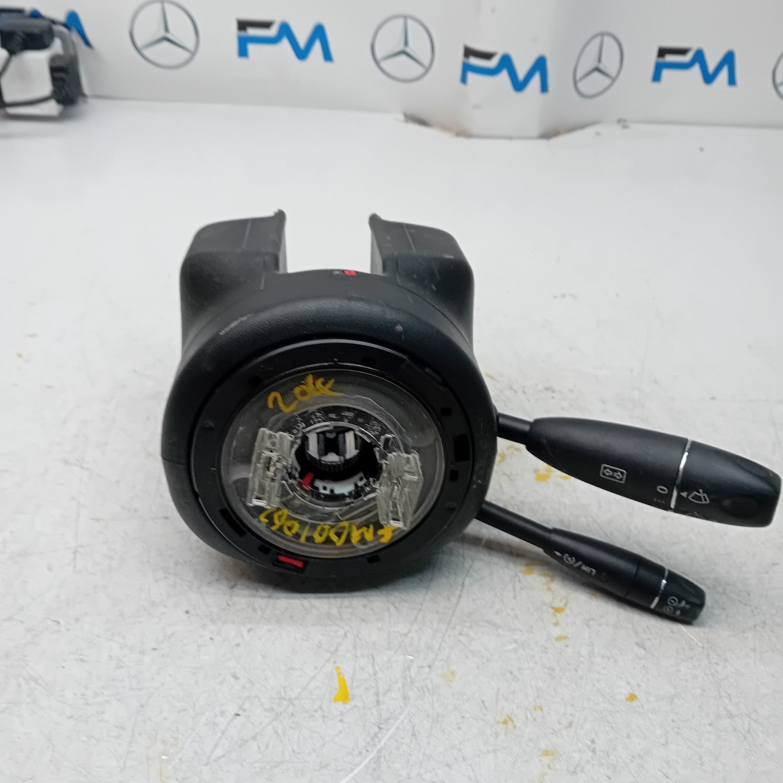 Mercedes C E CLASS INDICATOR/WIPER GEAR SELECT + SQUIB A2129007502 FM001062