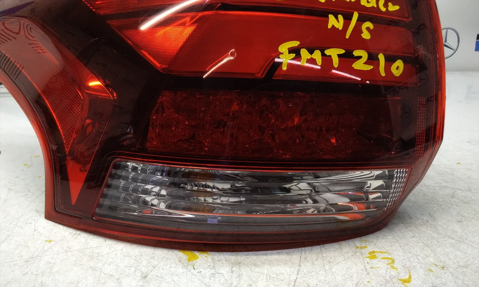 MITSUBISHI OUTLANDER PASSENGER SIDE LEFT NS REAR TAIL LIGHT FMT210 HALF LED