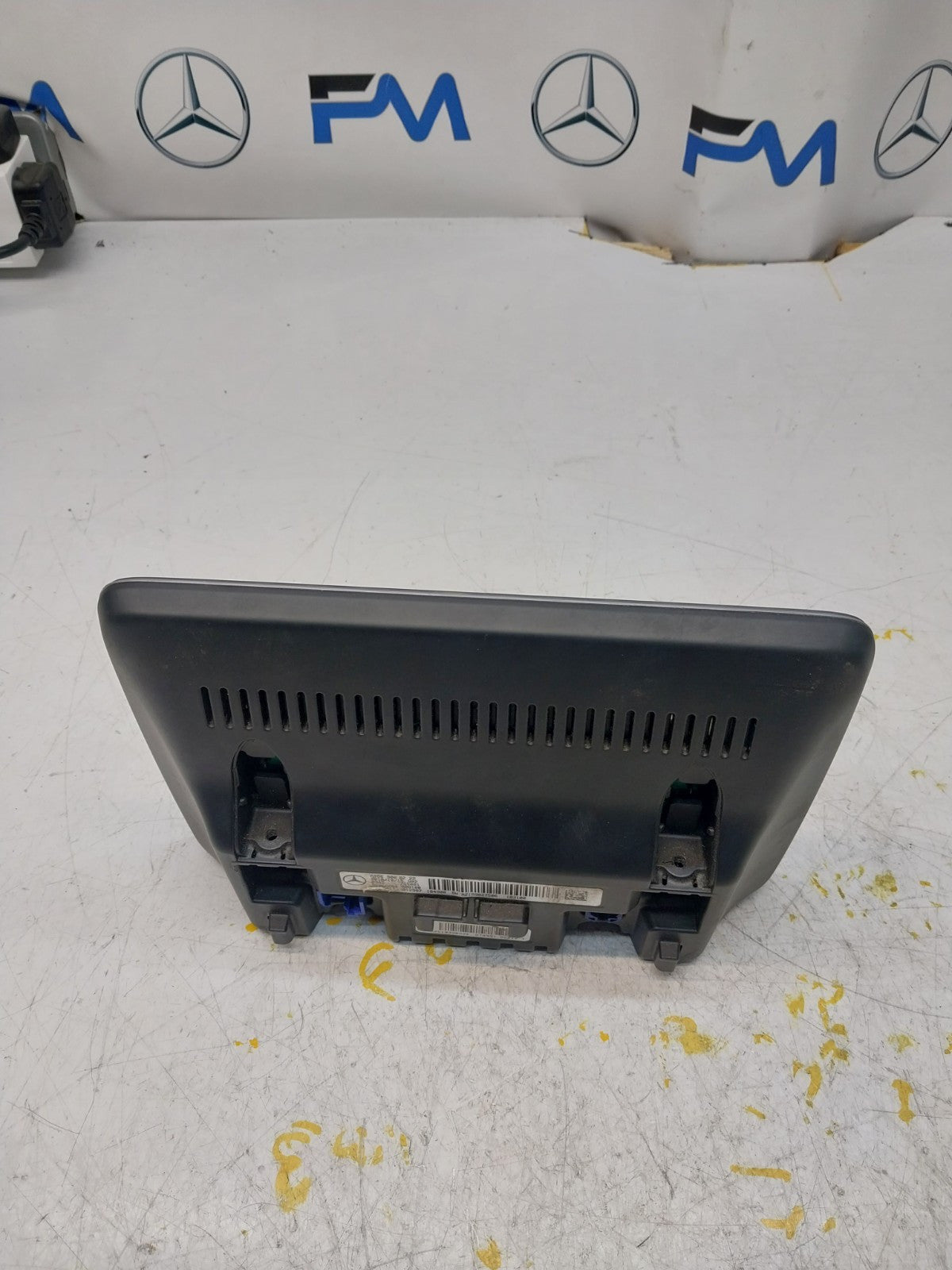 MERCEDES ML/M-CLASS W166 DISPLAY SCREEN A1669008222 2015 FM00725