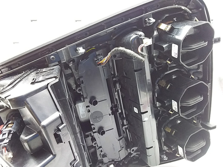 2014 ONWARDS MERCEDES C-CLASS W205 CENTRE  CONSOLE  A2056803905 FMK12