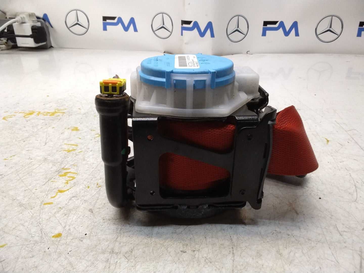 MERCEDES A CLASS W176 REAR L / R SIDE SEAT BELT A1768602385 FMS198 NSR OSR