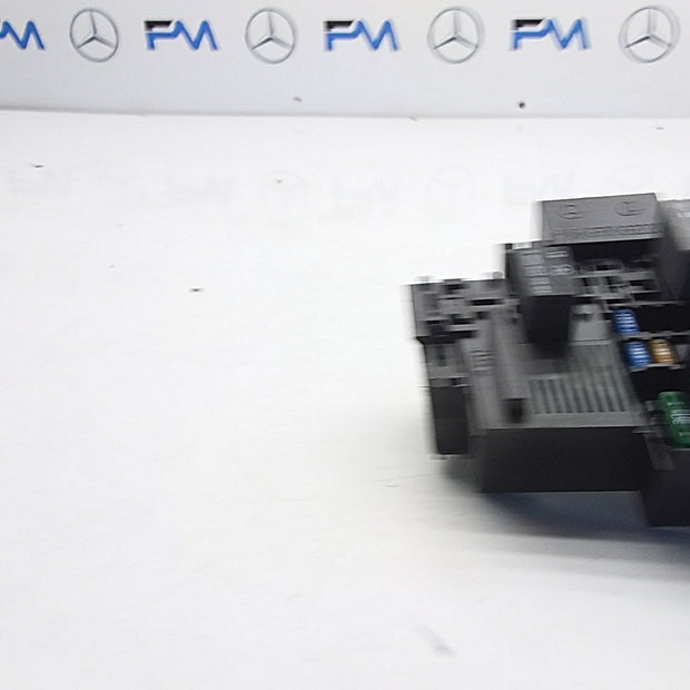 MERCEDES BENZ S-CLASS W222 FUSE BOX RELAY  A2229063202 FMF73