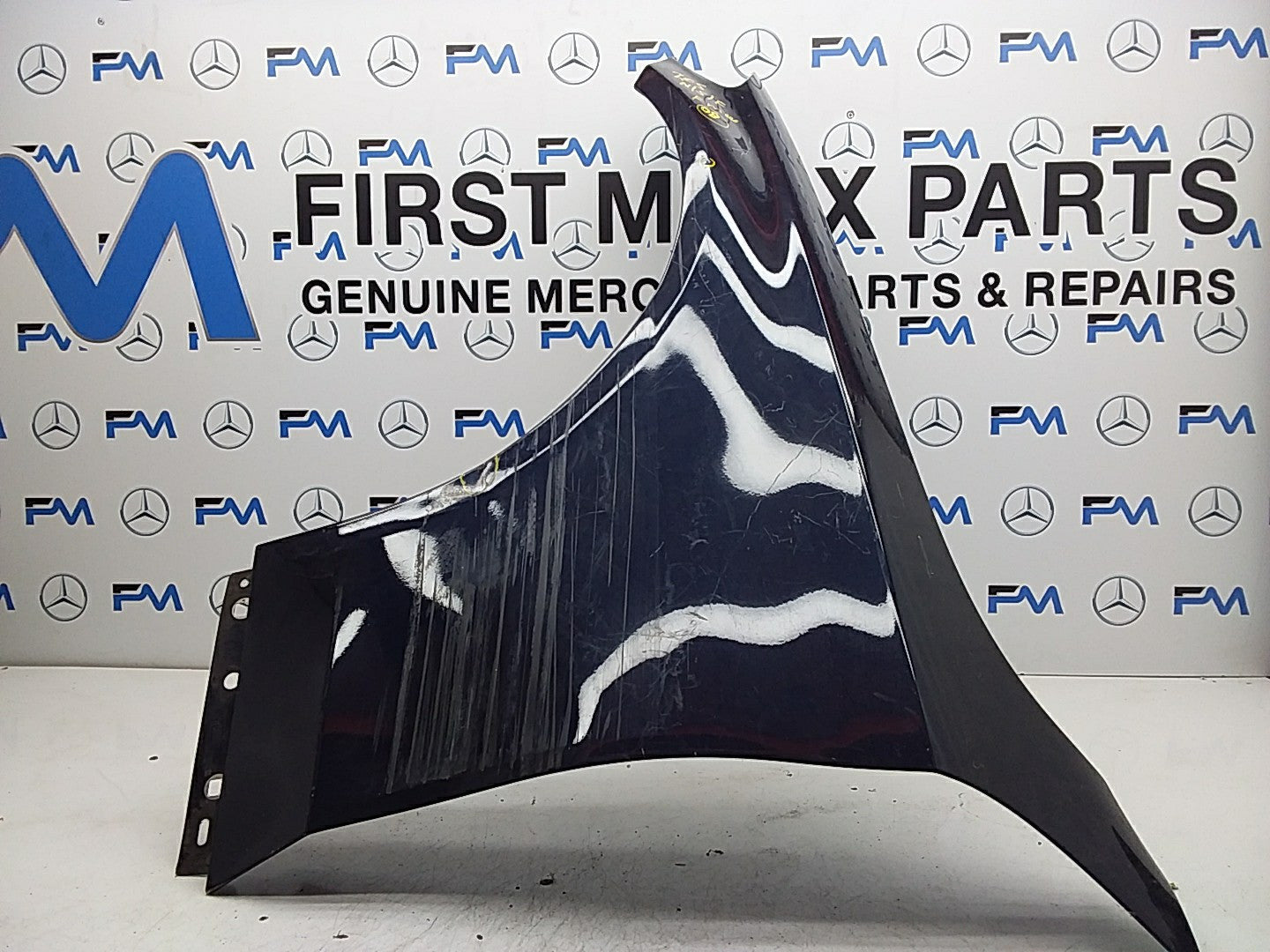 MERCEDES  C-CLASS W205 NS LEFT PASSENGER SIDEWINGS A2058810101 FMW08 (DAMAGED)
