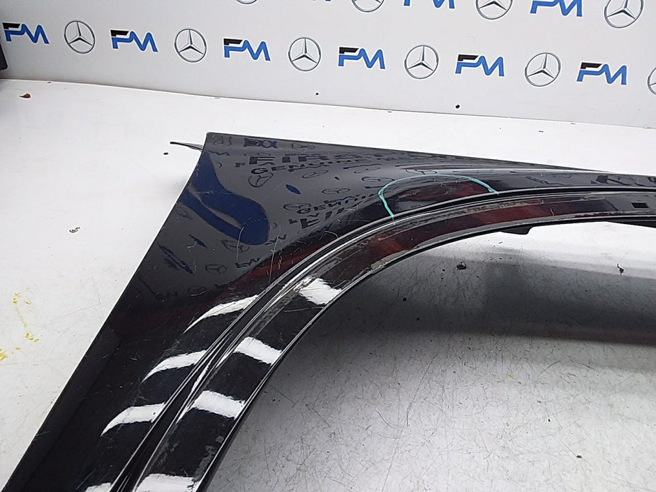 MERCEDES BENZ GLA W156 OS RIGHT DRIVER SIDE WINGS A1568810214 FMW02 (DAMAGED)