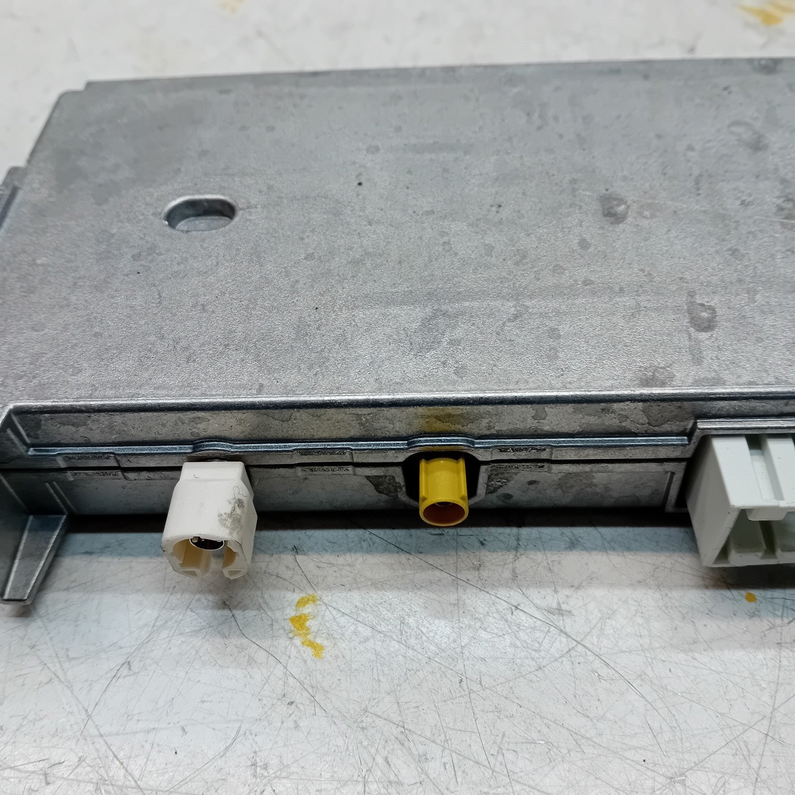MERCEDES C-CLASS W213 BLUETOOTH PARKING CONTROL MODULE A2139006513 FM00910