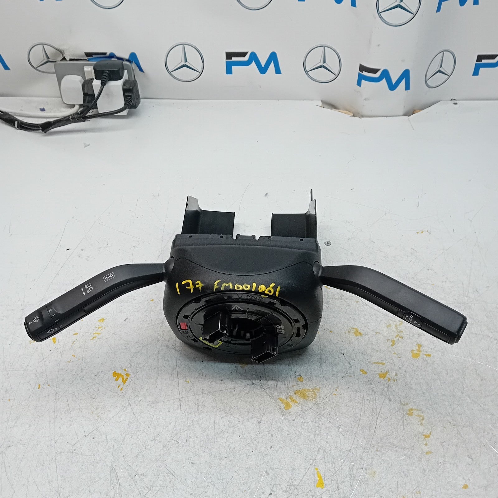 Mercedes A CLASS W177 INDICATOR/WIPER GEAR SELECT + SQUIB A1779001713 FM001061