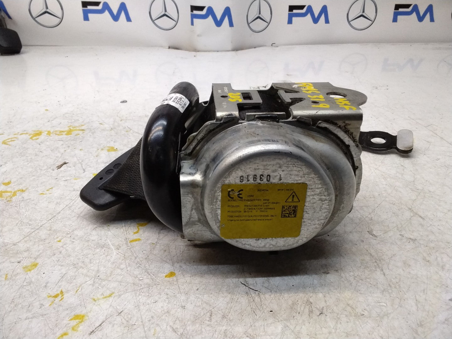MERCEDES C CLASS W205 REAR PASSENGER SIDE SEAT BELT A2058600585 FMS319 NSR