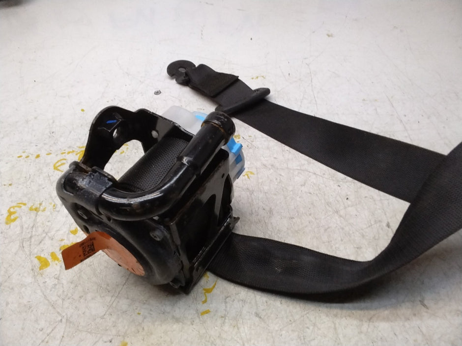 MERCEDES A CLASS W176 REAR L / R SIDE SEAT BELT A1768602385 FMS169 NSR OSR