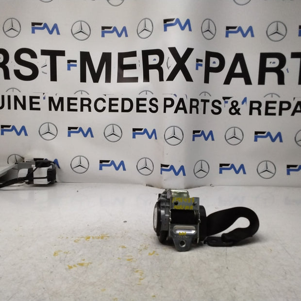 MERCEDES E CLASS SEAT BELT REAR RIGHT AND LEFT A2078602385 C207 FMS453 NSR OSR