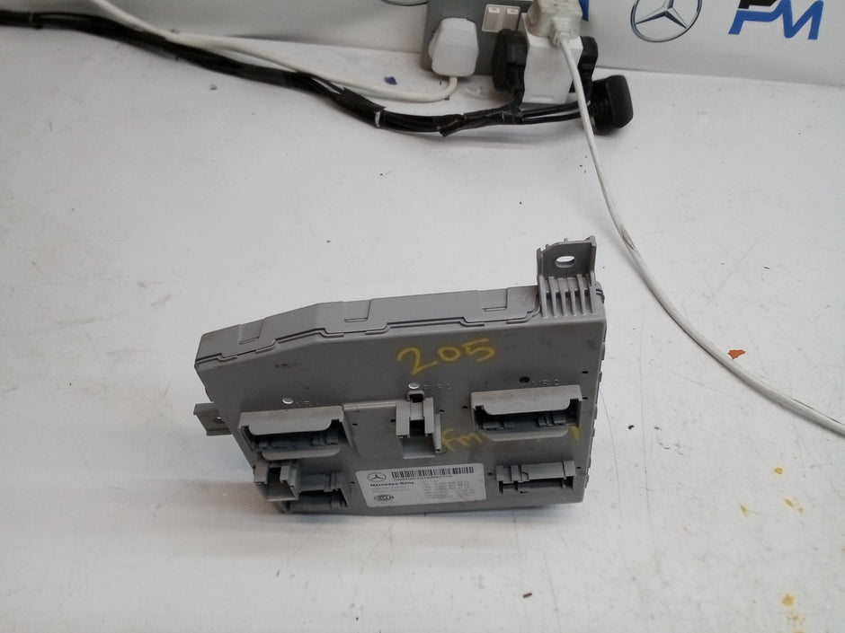 MERCEDES C-CLASS REAR SAM CONTROL MODULE W205 A2059003913 FM00769