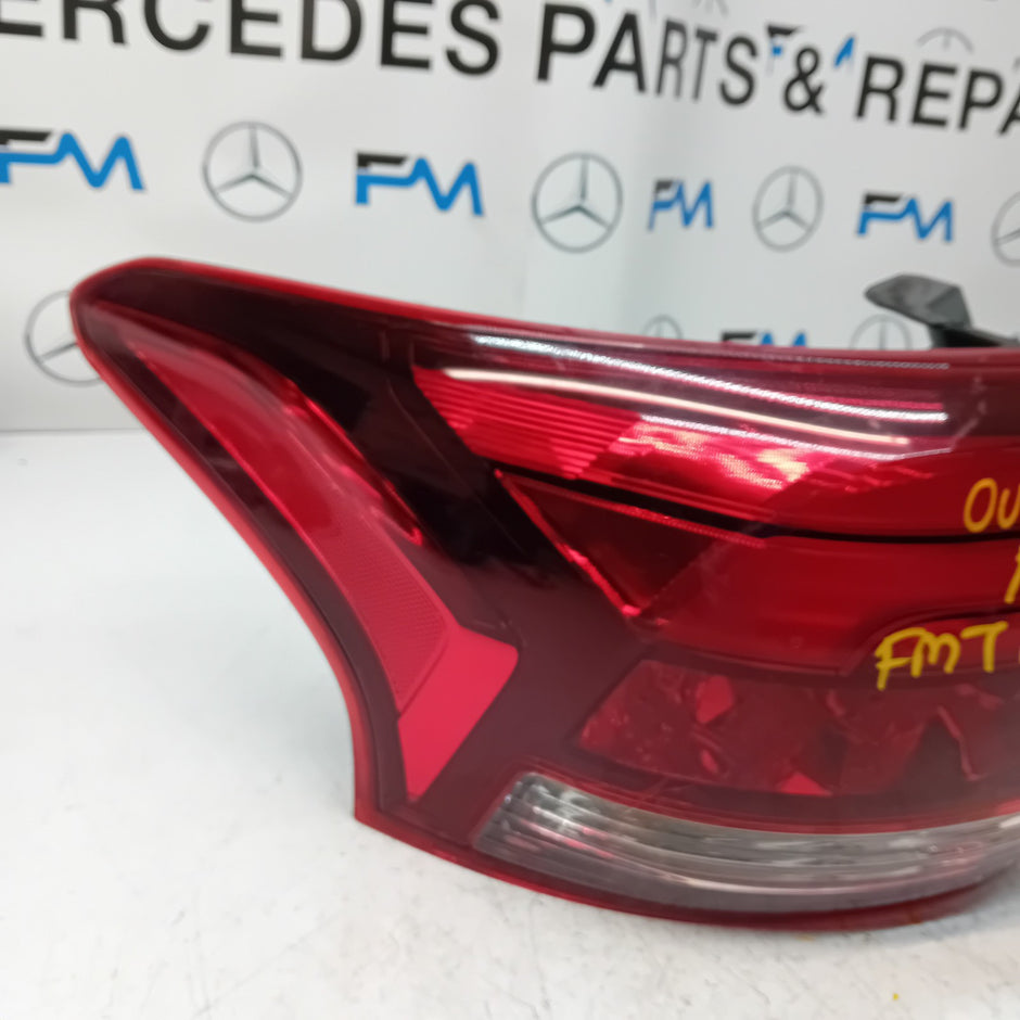 MITSUBISHI OUTLANDER MK3 2015-19 PASSENGER SIDE NS OUTER REAR TAIL LIGHT FMT138
