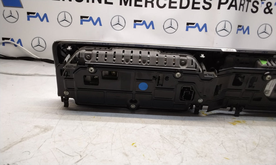 MERCEDES E-CLASS W213 DISPLAY SCREEN INSTRUMENT CLUSTER FM00736