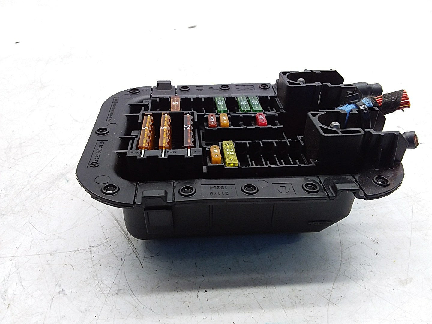 MERCEDES BENZ S-CLASS W222 2014 ONWARDS FUSE RELAY BOX  A2225403150 FMF134
