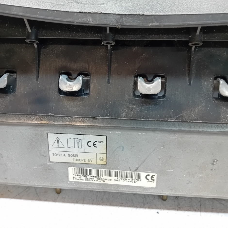 MITSUBISHI OUTLANDER MK3 KNEE AIR SRS BAG RIGHT DRIVER SIDE 7030A-31753 FM00991