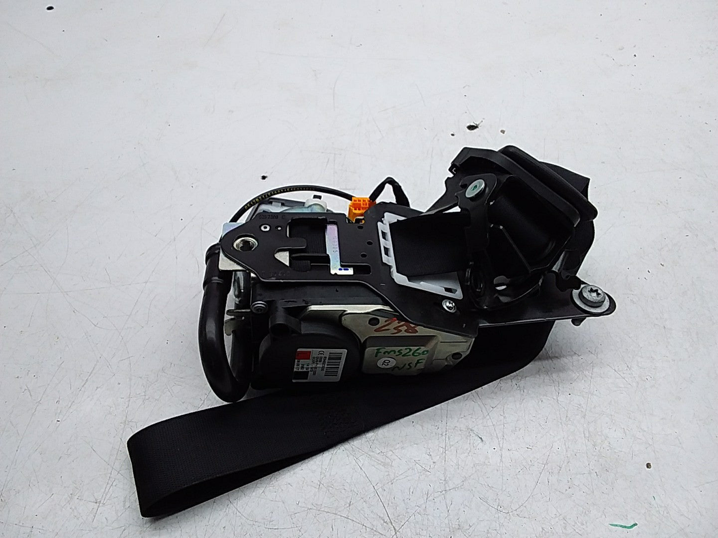 MERCEDES E-CLASS W238 SEAT BELT FRONT LEFT PASSENGER SIDE A2388602800 FMS260 NSF