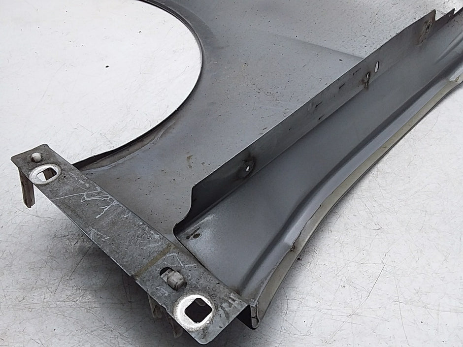 MERCEDES  E-CLASS W212 OS RIGHT DRIVER SIDE WINGS FMW26 A2128610201