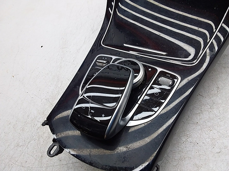 2014 ONWARDS MERCEDES C-CLASS W205 CENTRE  CONSOLE  A2056807210 FMK15 (DAMAGED)
