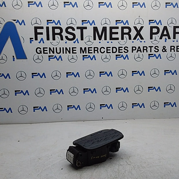 MERCEDES C-CLASS FUEL FILLER FLAP W204 A2047500103 FM000002