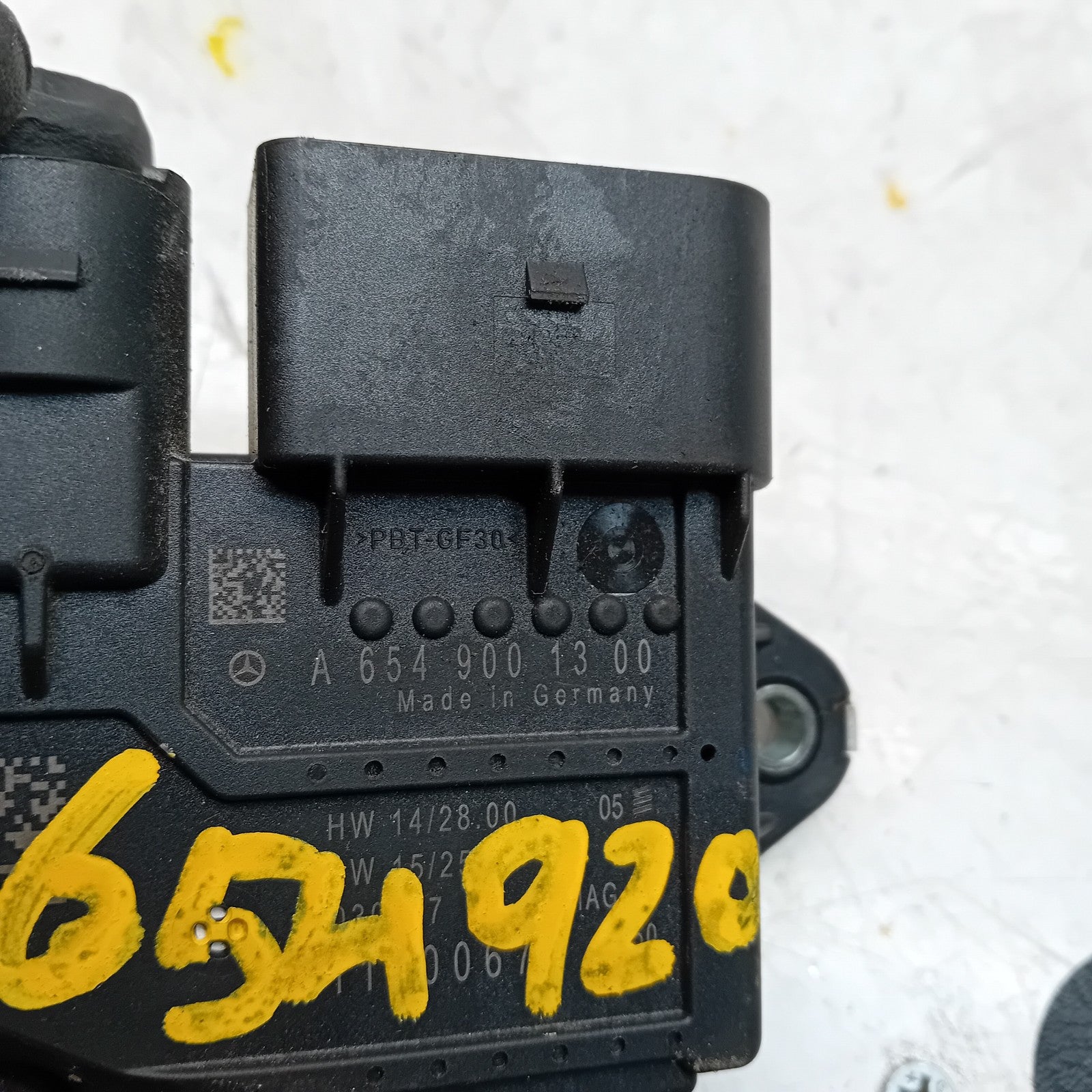 MERCEDES BRNZ E CLASS W213 DIESEL GLOW PLUG RELAY A6549001300 FM00923