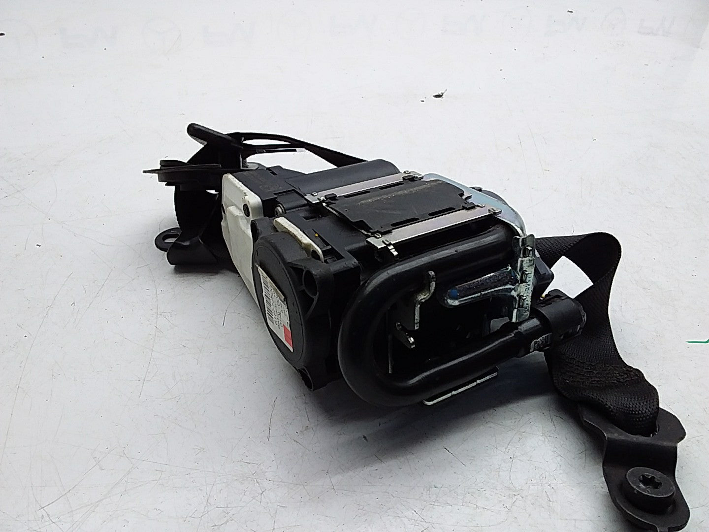 MERCEDES C-CLASS W204 SEAT BELT FRONT LEFT PASSENGER SIDE A2048602385 FMS216 NSF