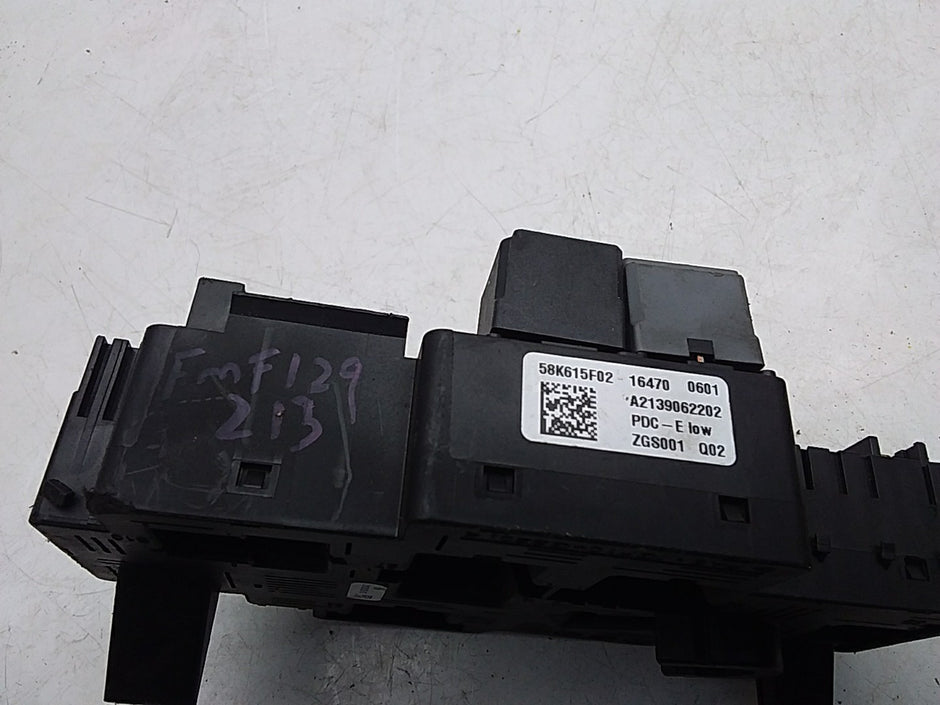 MERCEDES BENZ E-CLASS W213 2016ONWARDS FUSE RELAY BOX  A2139062202 FMF129