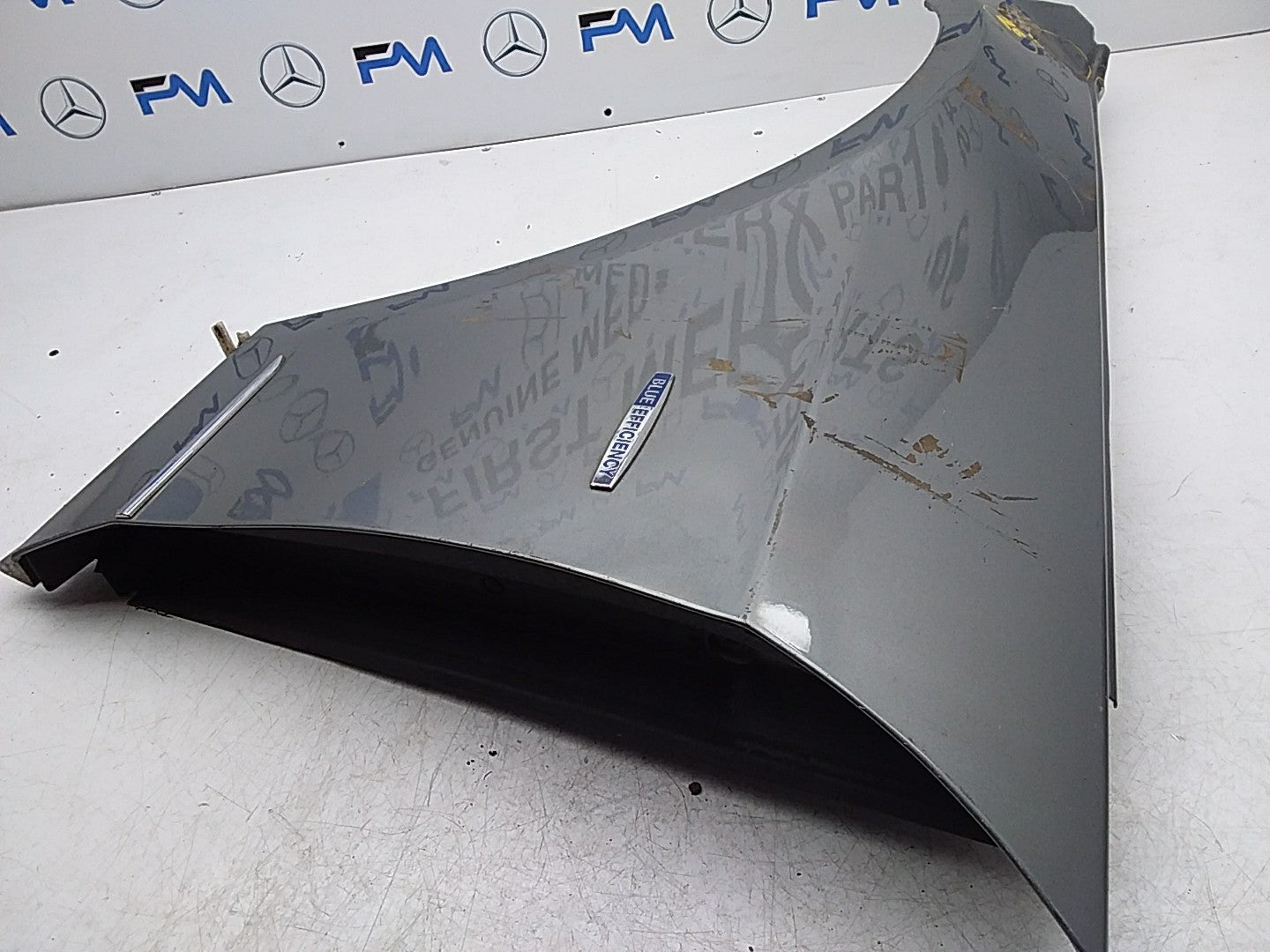 MERCEDES  E-CLASS W212 NS LEFT PASSENGER SIDE WINGS FMW28 A2128810101 (DAMAGED)