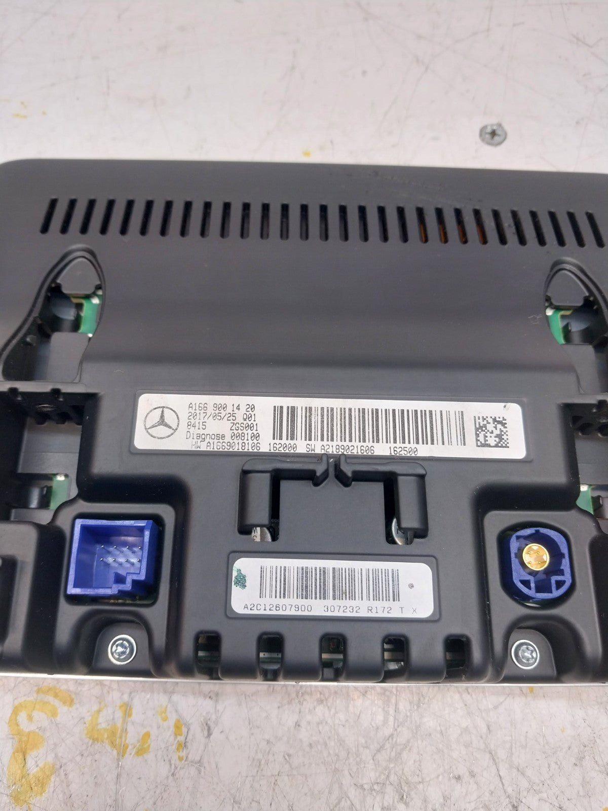 MERCEDES M-CLASS W166 DISPLAY SCREEN A1669001420 2017 FM00717