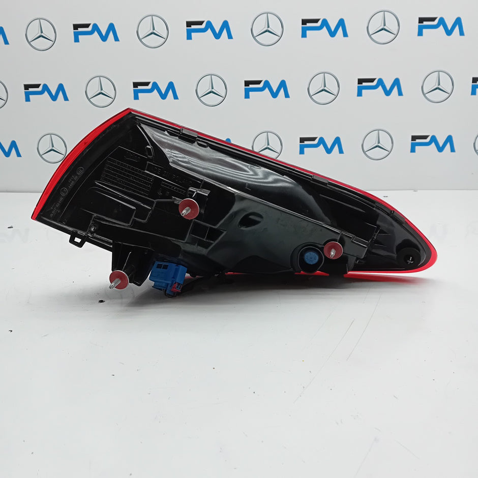 MERCEDES C-CLASS W206 PASSENGER SIDE NS REAR TAIL LIGHT FMT175 A2069060301