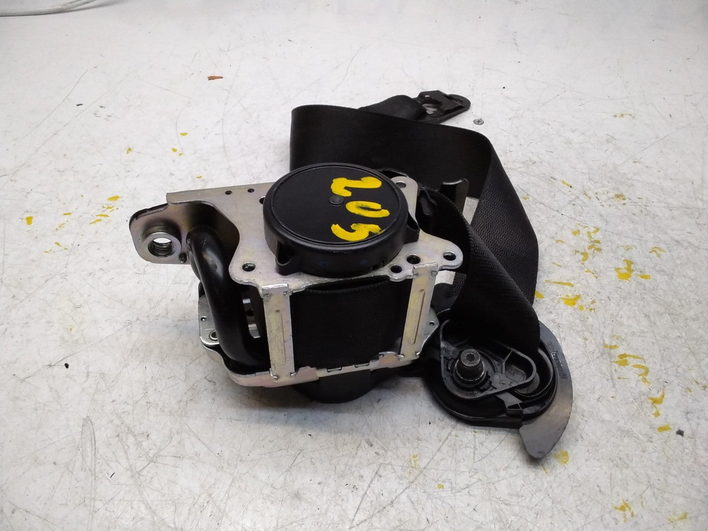 MERCEDES C-CLASS W205 SEAT BELT FRONT PASSENGER LEFT SIDE A2058600185 FMS347 NSF